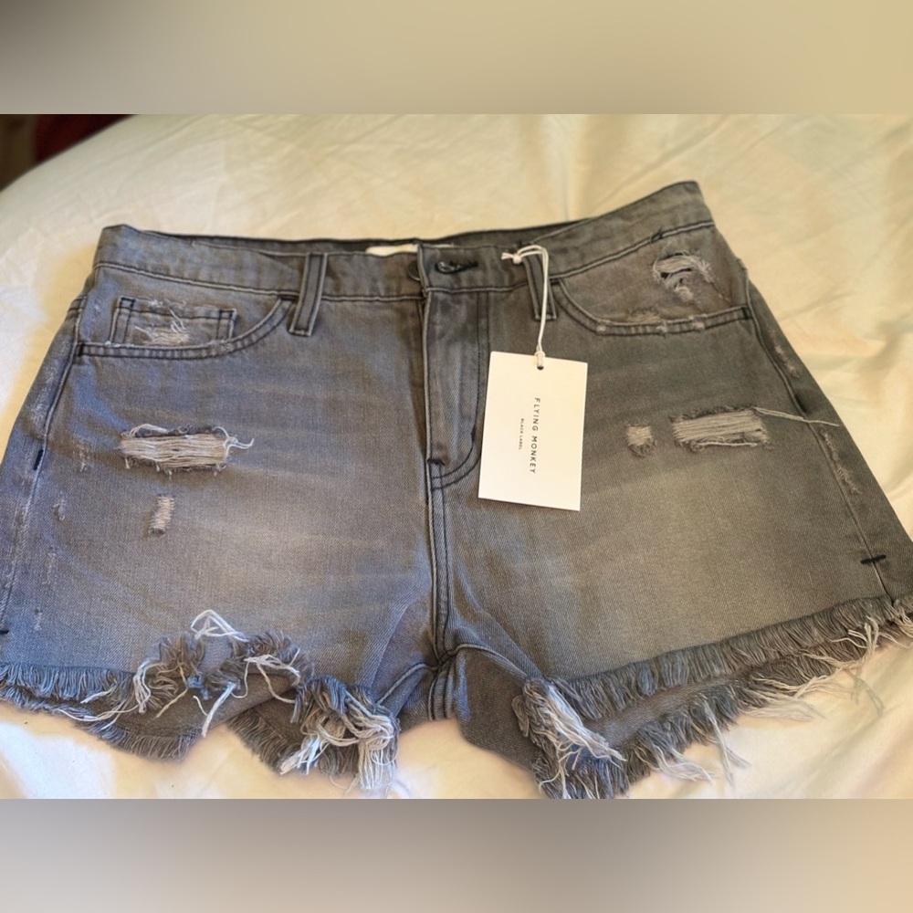 FLYING MONKEY - BLACK LABEL SIZE 27. Never worn with tags still on.